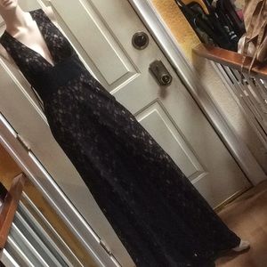 💕💕new BCBGMaxAzria black lace gown Sz 8
